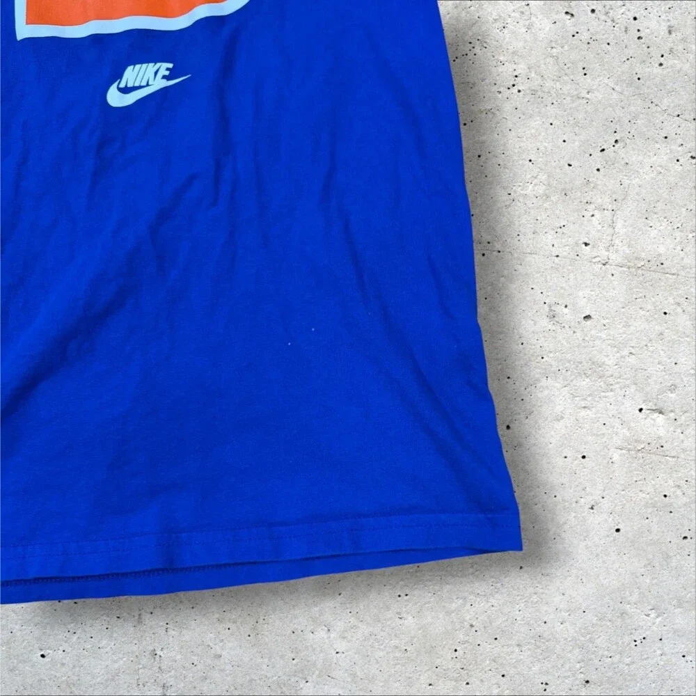Nike Denver Broncos Vintage D Logo Graphic T Shirt Youth Size Large L 14-16 Blue